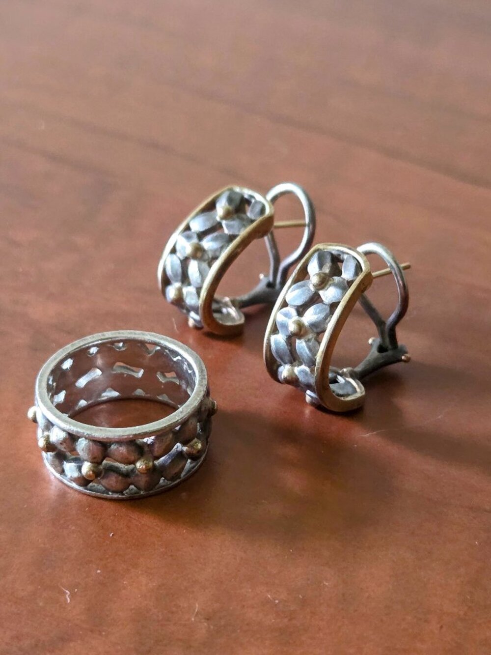 π Bill Blass Vintage 18k Yellow Gold | Sterling Silver Floral Omega Earrings